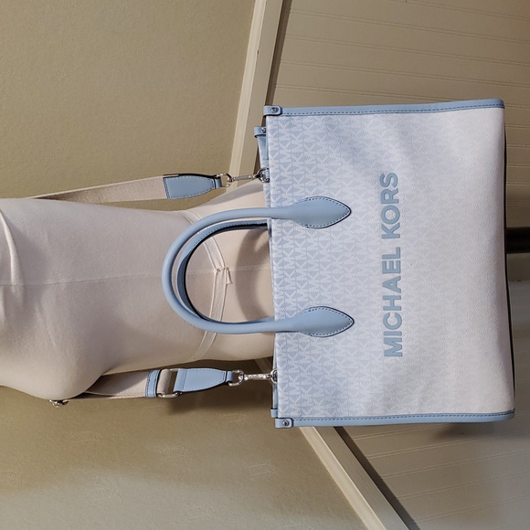 MICHAEL KORS Mirella Medium Ombré Logo Tote Bag - Picture 7 of 14